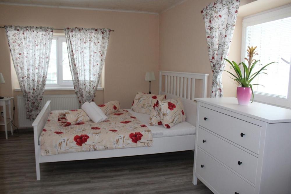 Apartmany St. Maria Staré Hory Exteriör bild